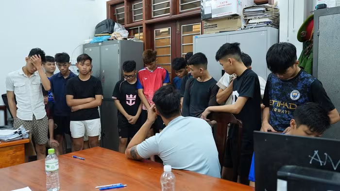 Công an tỉnh Gia Lai tạm giữ hàng chục thanh, thiếu niên gây rối trật tự công cộng